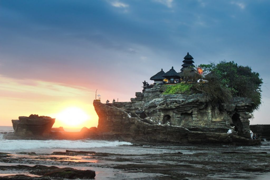 bali harry kessell eE2trMn 6a0 unsplash